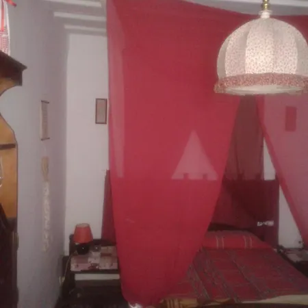 Goerbe Vendeghaz * Tarcal