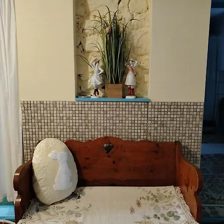 Goerbe Vendeghaz Тарцаль